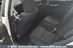 
										Toyota Auris 1.8 HSD  Hybrid Synergy Drive e-CVT 2010 full									