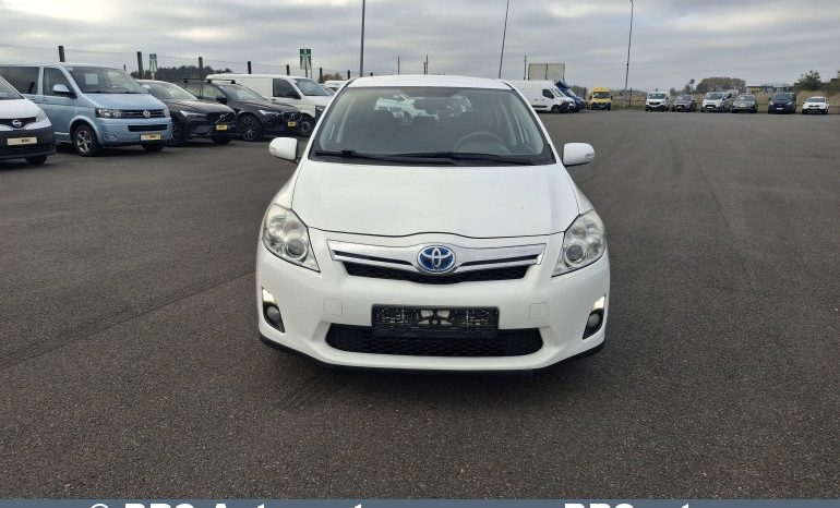 
								Toyota Auris 1.8 HSD  Hybrid Synergy Drive e-CVT 2010 full									