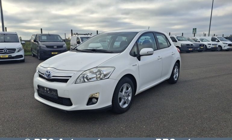 
								Toyota Auris 1.8 HSD  Hybrid Synergy Drive e-CVT 2010 full									
