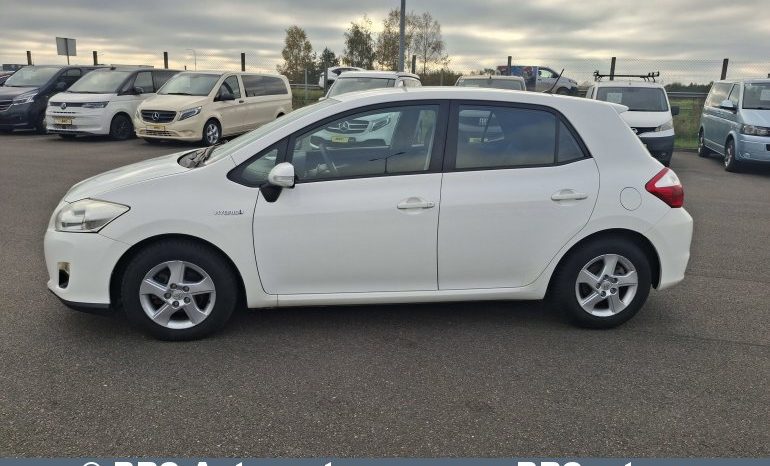 
								Toyota Auris 1.8 HSD  Hybrid Synergy Drive e-CVT 2010 full									