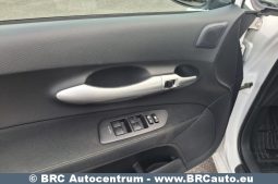 
										Toyota Auris 1.8 HSD  Hybrid Synergy Drive e-CVT 2010 full									