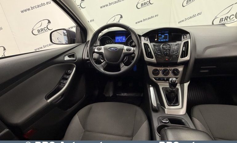 
								Ford Focus 1.0 Ecoboost 2012 full									