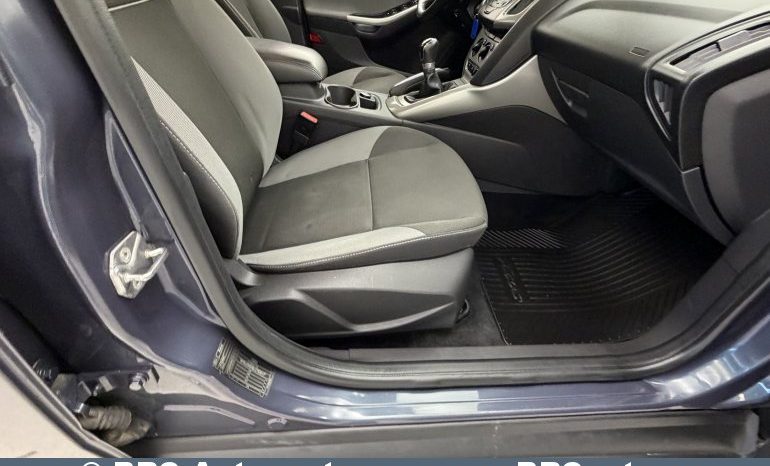
								Ford Focus 1.0 Ecoboost 2012 full									