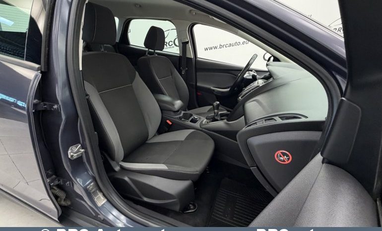 
								Ford Focus 1.0 Ecoboost 2012 full									