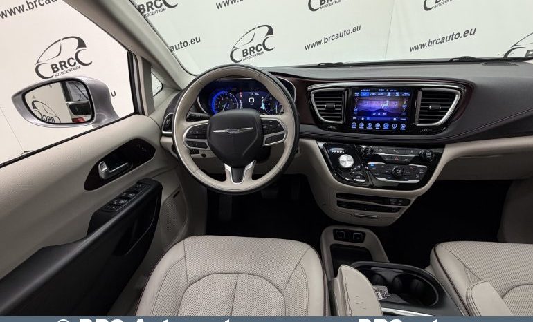 
								Chrysler Pacifica 3.6 V6 FWD Limited Automatas 2017 full									