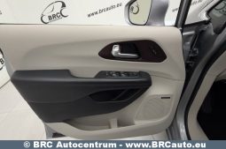 
										Chrysler Pacifica 3.6 V6 FWD Limited Automatas 2017 full									