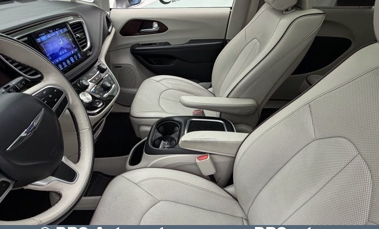 
								Chrysler Pacifica 3.6 V6 FWD Limited Automatas 2017 full									