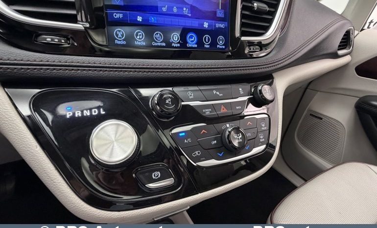 
								Chrysler Pacifica 3.6 V6 FWD Limited Automatas 2017 full									