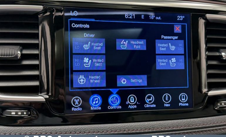 
								Chrysler Pacifica 3.6 V6 FWD Limited Automatas 2017 full									