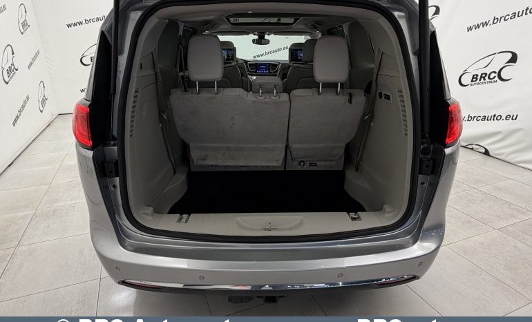
								Chrysler Pacifica 3.6 V6 FWD Limited Automatas 2017 full									
