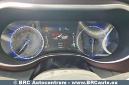 
										Chrysler Pacifica 3.6 V6 FWD Limited Automatas 2017 full									