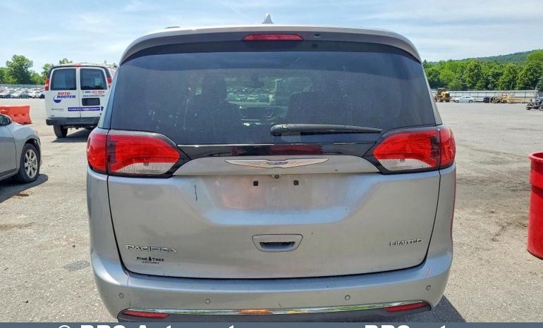 
								Chrysler Pacifica 3.6 V6 FWD Limited Automatas 2017 full									