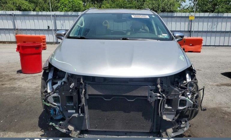 
								Chrysler Pacifica 3.6 V6 FWD Limited Automatas 2017 full									