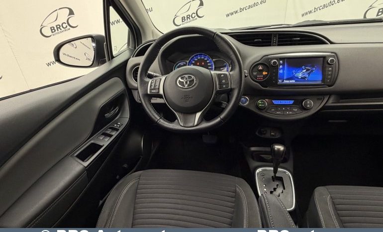 
								Toyota Yaris 1.5 Hybrid Automatas 2016 full									