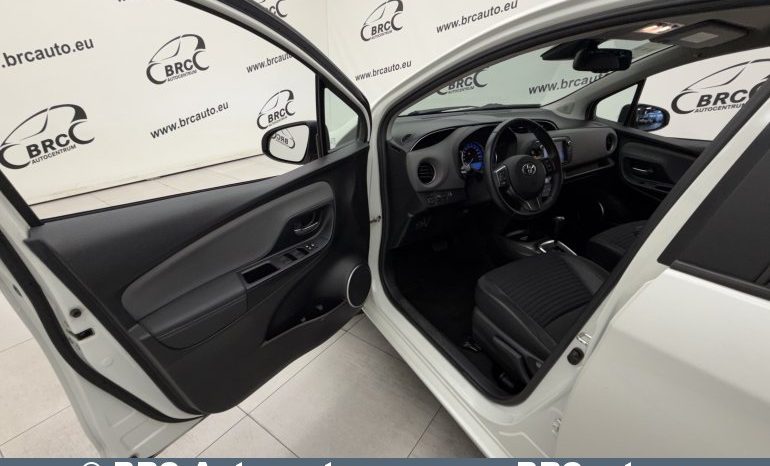 
								Toyota Yaris 1.5 Hybrid Automatas 2016 full									