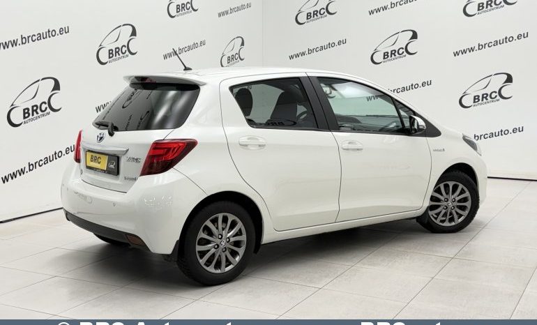 
								Toyota Yaris 1.5 Hybrid Automatas 2016 full									