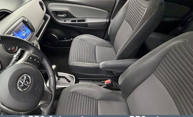 
								Toyota Yaris 1.5 Hybrid Automatas 2016 full									