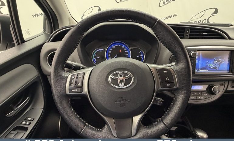 
								Toyota Yaris 1.5 Hybrid Automatas 2016 full									