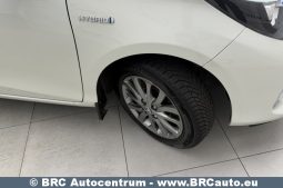 
										Toyota Yaris 1.5 Hybrid Automatas 2016 full									