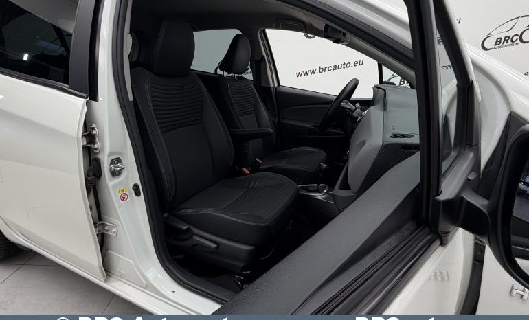 
								Toyota Yaris 1.5 Hybrid Automatas 2016 full									