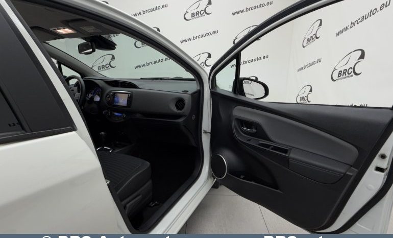 
								Toyota Yaris 1.5 Hybrid Automatas 2016 full									