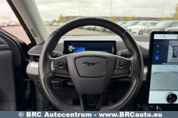 
										Ford Mustang Mach-E Standard Range RWD Automatas 2022 full									