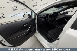 
										Toyota Corolla Touring Sports 1.8 Hybrid Automatas 2023 full									
