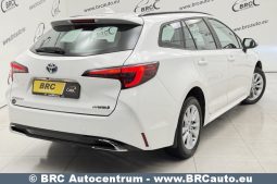
										Toyota Corolla Touring Sports 1.8 Hybrid Automatas 2023 full									