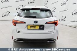 
										Toyota Corolla Touring Sports 1.8 Hybrid Automatas 2023 full									