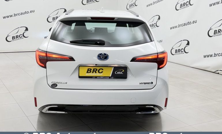 
								Toyota Corolla Touring Sports 1.8 Hybrid Automatas 2023 full									