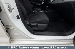 
										Toyota Corolla Touring Sports 1.8 Hybrid Automatas 2023 full									