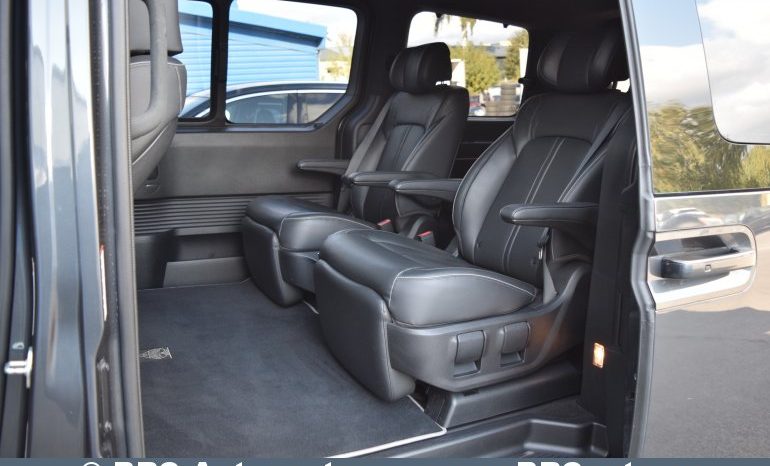 
								Hyundai Staria Premium 4wd 2021 full									