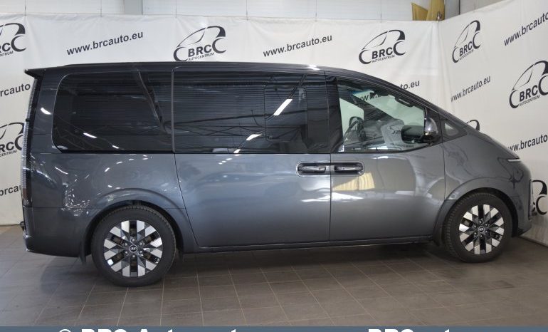
								Hyundai Staria Premium 4wd 2021 full									