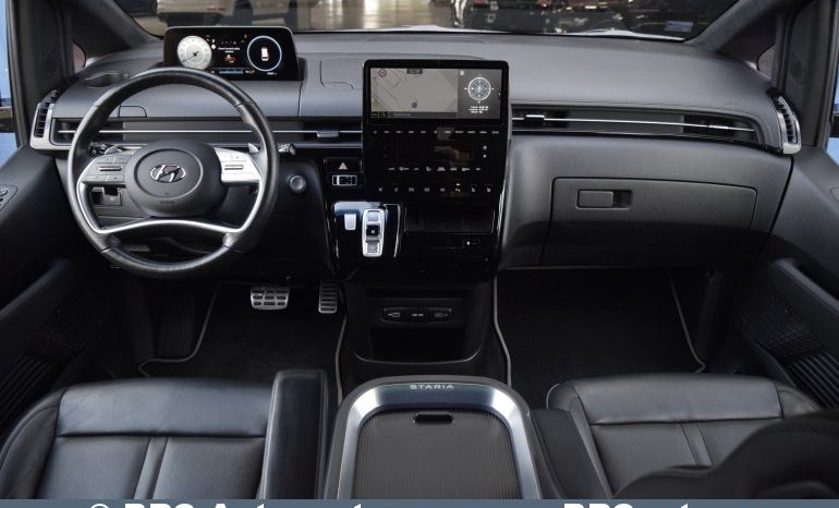 
								Hyundai Staria Premium 4wd 2021 full									