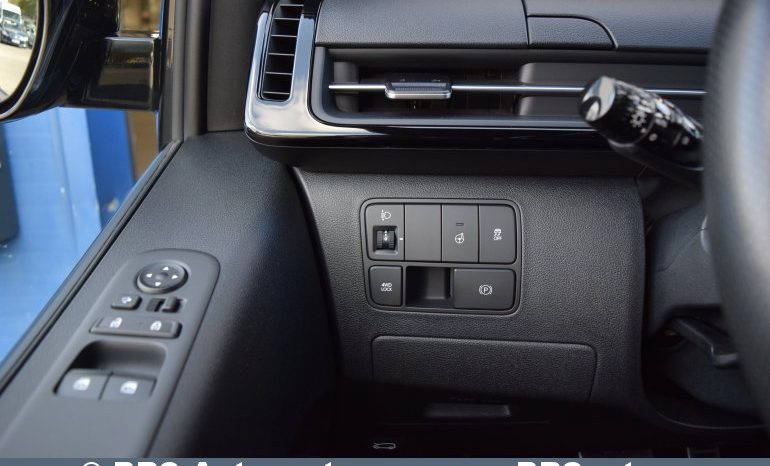 
								Hyundai Staria Premium 4wd 2021 full									