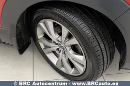
										Mazda CX-30 2.0 e-SkyActiv-G FWD Automatas 2021 full									