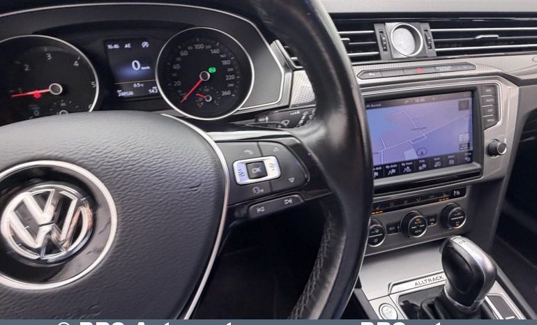 
								Volkswagen Passat Alltrack 2.0 TDI 4Motion Automatas 2016 full									