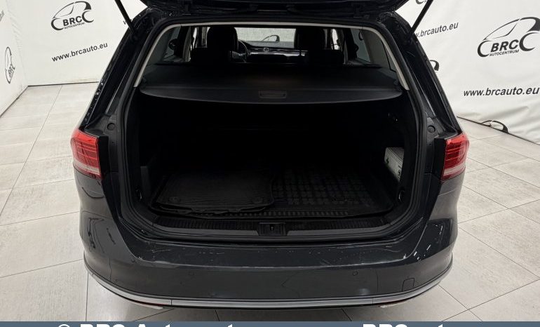 
								Volkswagen Passat Alltrack 2.0 TDI 4Motion Automatas 2016 full									