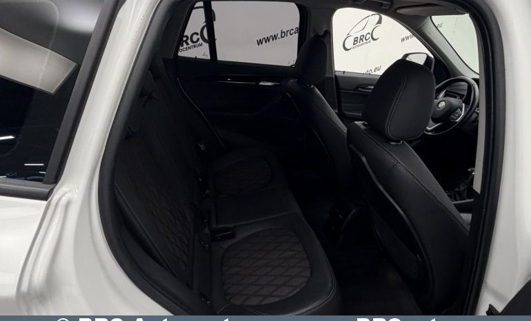 
								BMW X1 Sdrive 20i Automatas 2016 full									