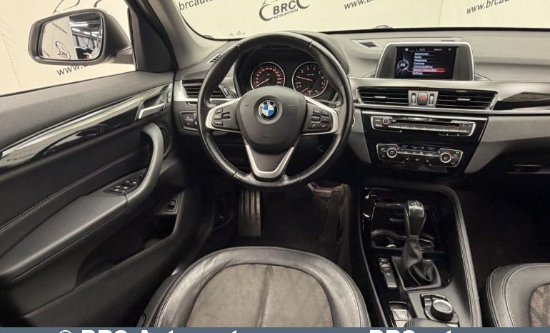 
								BMW X1 Sdrive 20i Automatas 2016 full									