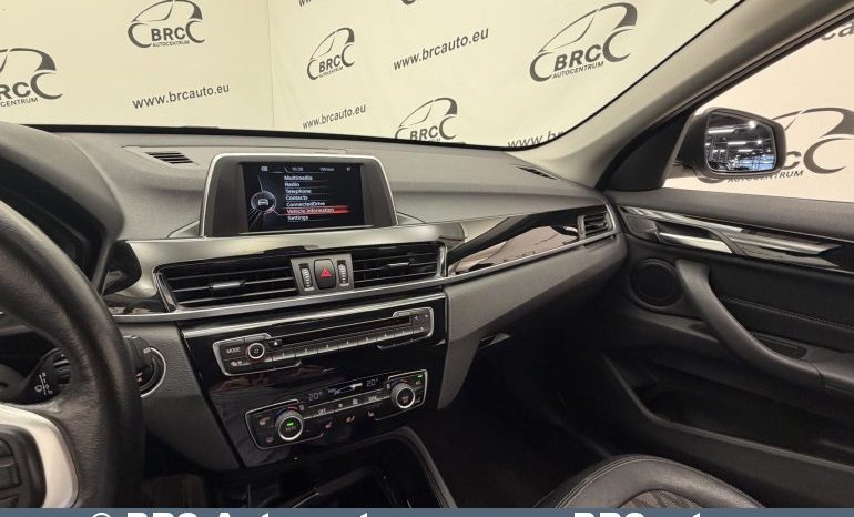 
								BMW X1 Sdrive 20i Automatas 2016 full									