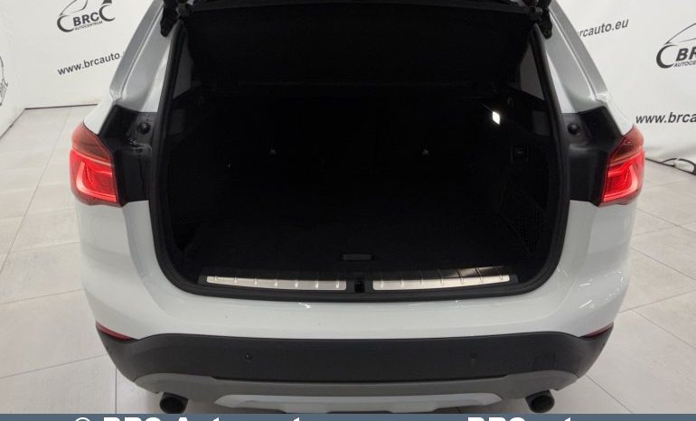 
								BMW X1 Sdrive 20i Automatas 2016 full									
